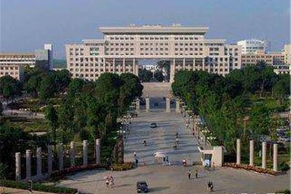 中国最大的大学