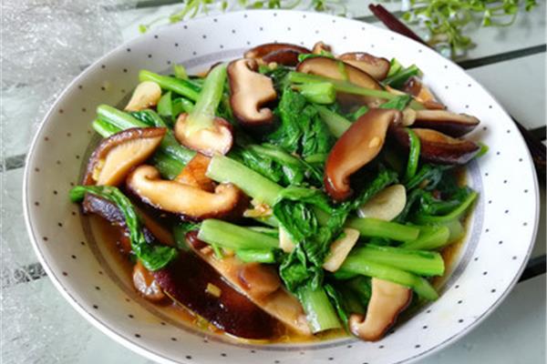 香菇小白菜