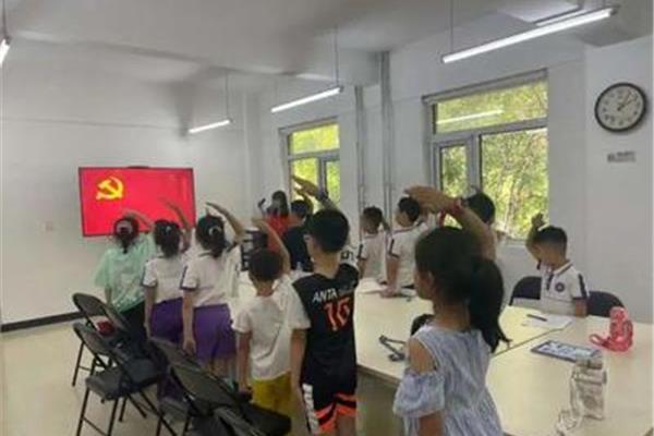 开展红色教育