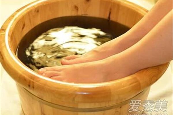 泡脚的好处与坏处