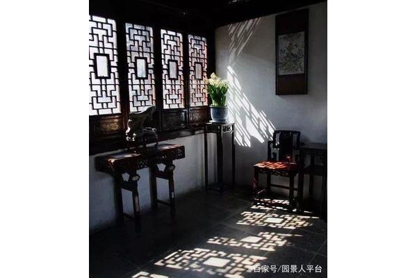 小轩窗正梳妆