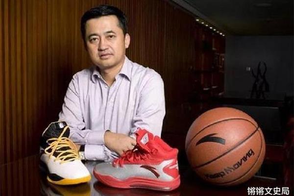 安踏创始人