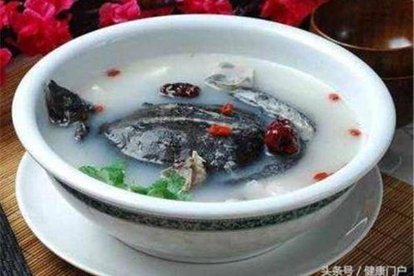 清炖甲鱼汤的做法
