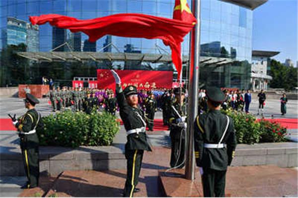 国旗下的演讲