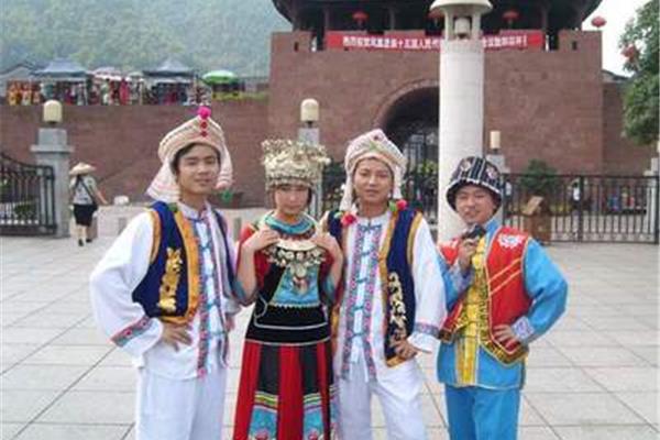 土家族服装