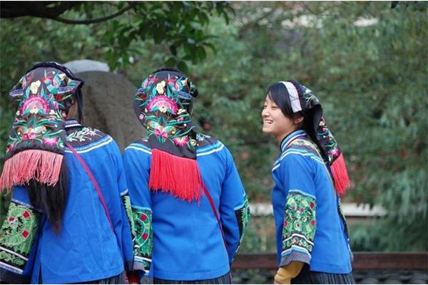 土家族服装