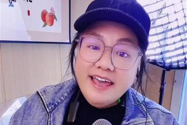 我有一张赞美的嘴