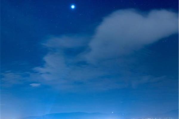 夜晚的天空