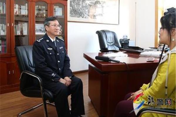 警察怎么当