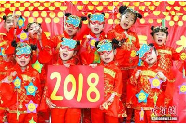 穿新衣戴新帽