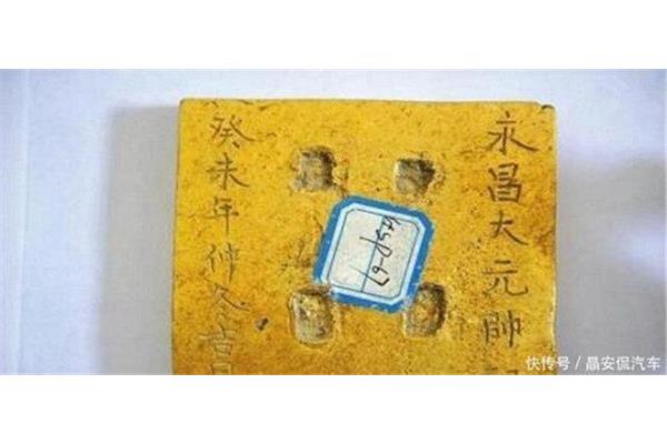无巧不成书的意思