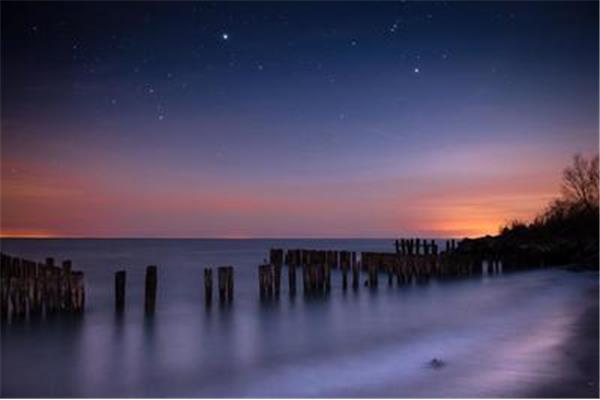夜晚的天空