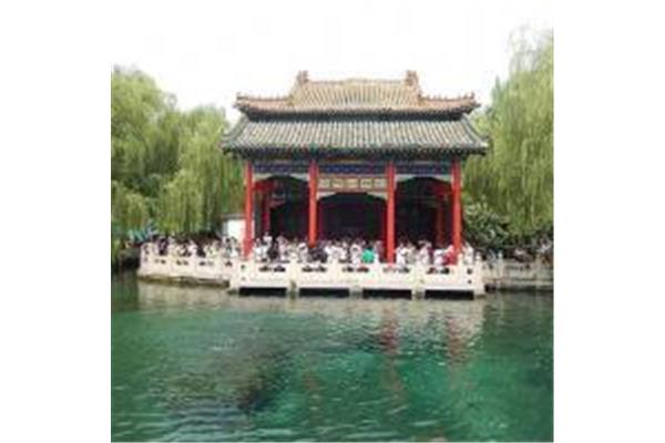 趵突泉在哪里