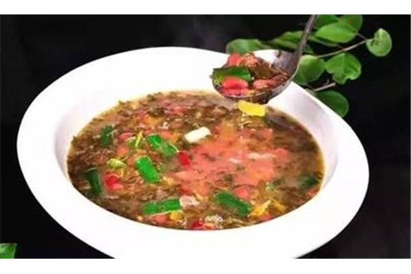 酸菜红豆汤