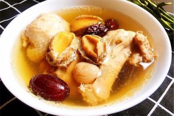 鲍鱼炖鸡汤
