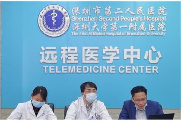 在医院英语