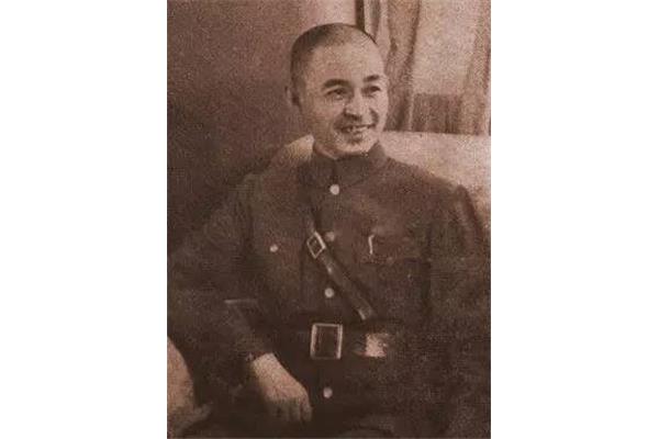 张自忠简介