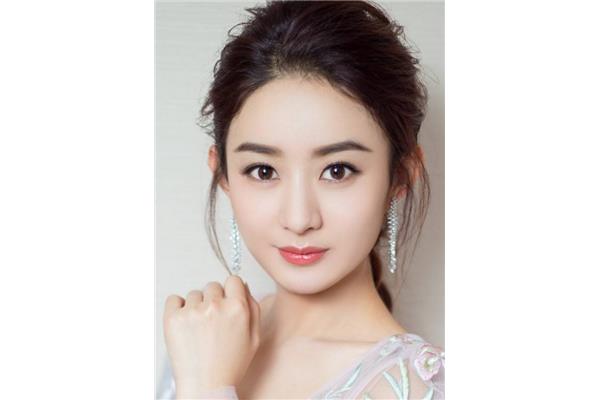 鹅蛋脸美女