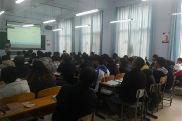 课程教学研究