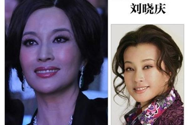 美女露出奶奶