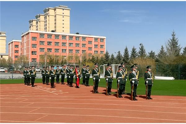 集宁师专附中