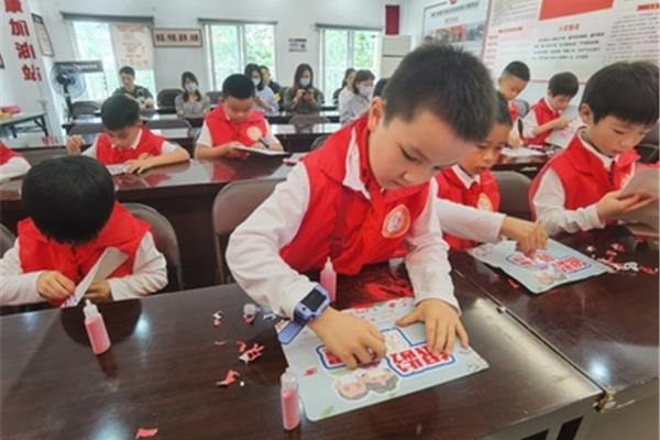 青少年社会工作