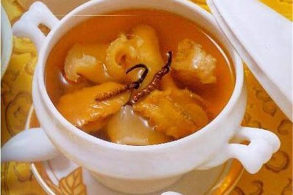 鲍鱼炖鸡汤