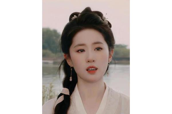 夸男孩子的成语