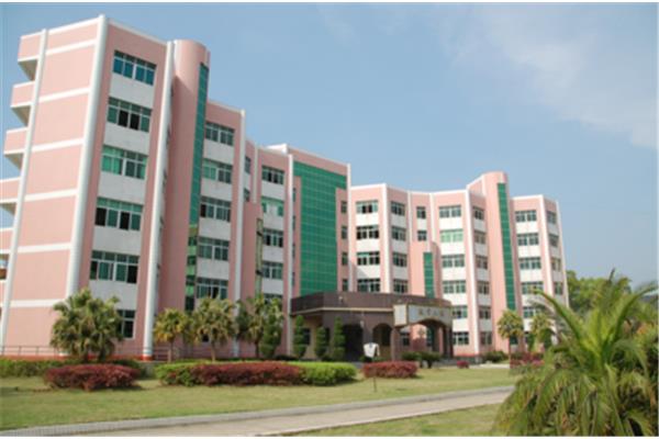 福建卫生职业学院