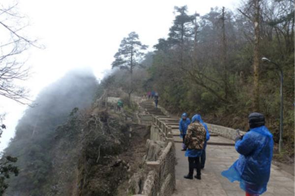 峨眉山游记