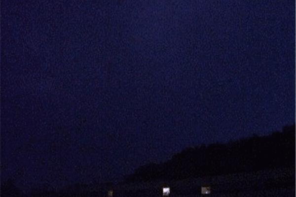 夏天的雷雨