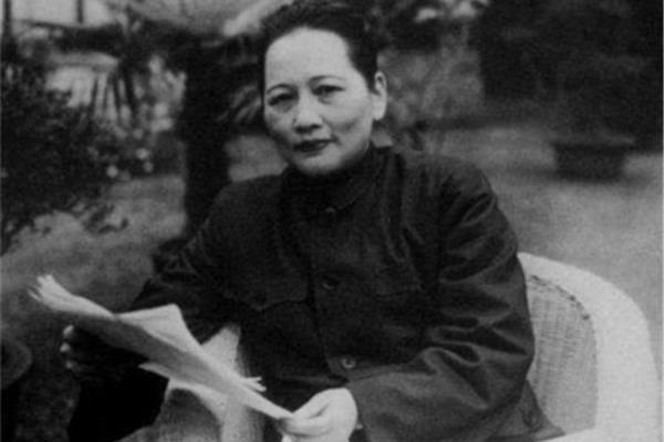 宋庆龄先生