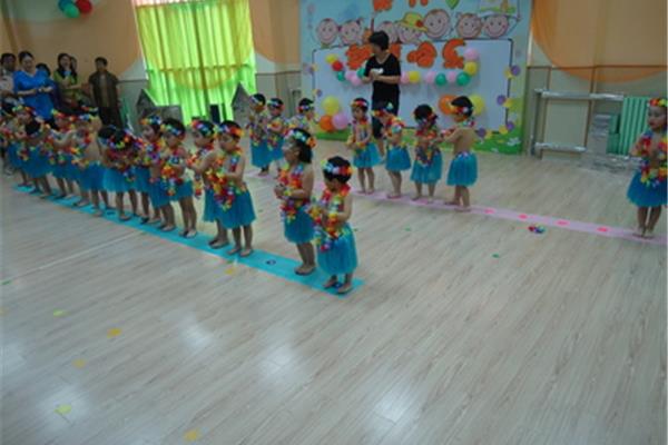 幼儿园中班舞蹈