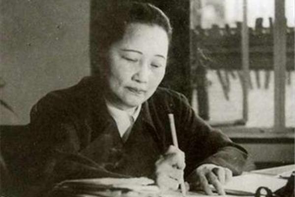 宋庆龄先生