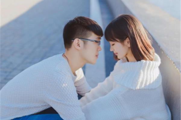 夸女孩子的句子
