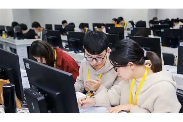 高中走单招好不好