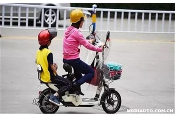怎么骑电动车