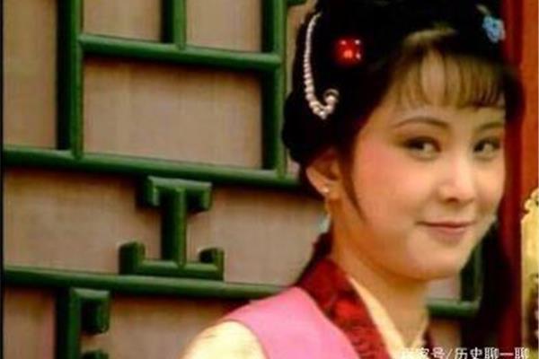 贾宝玉人物评价