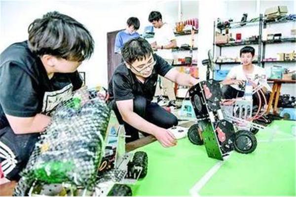创新实验班