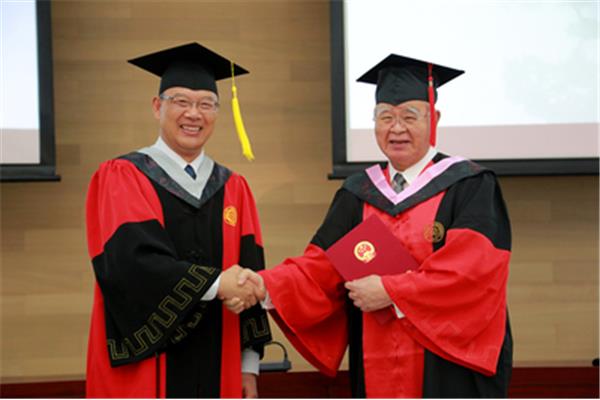 北京大学博士
