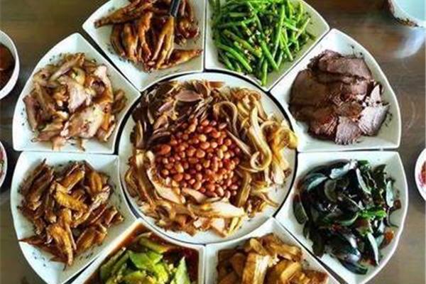 晚餐吃什么菜