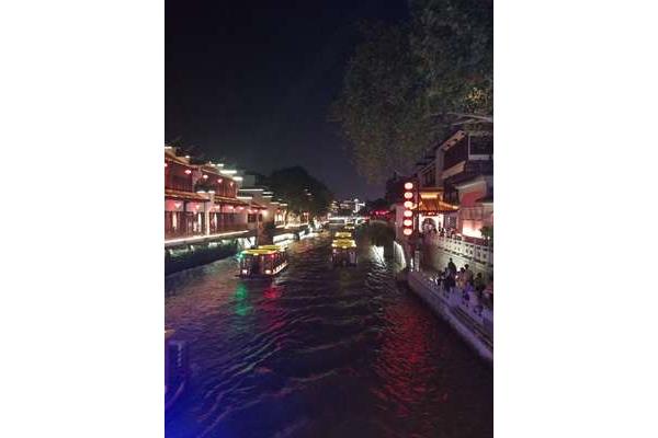 秦淮河夜游