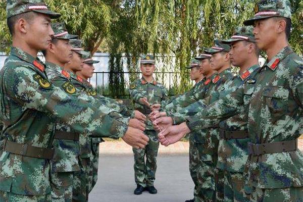 武警是公务员吗