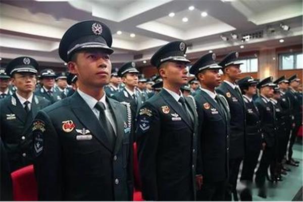 武警是公务员吗