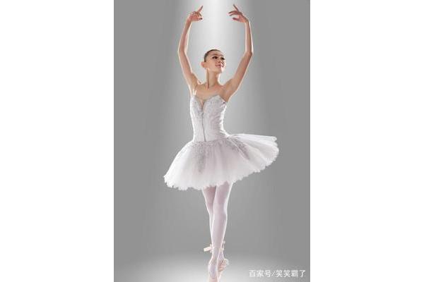 芭蕾舞基本动作