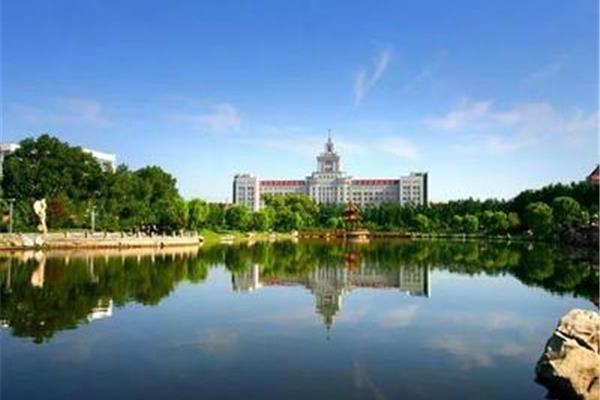 黑龙江商业大学