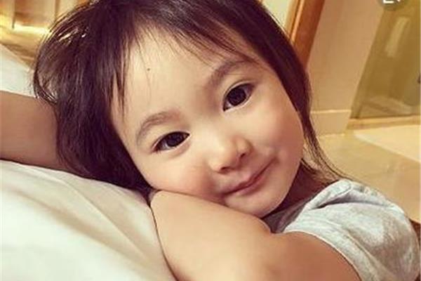 妈妈的眼睛像什么