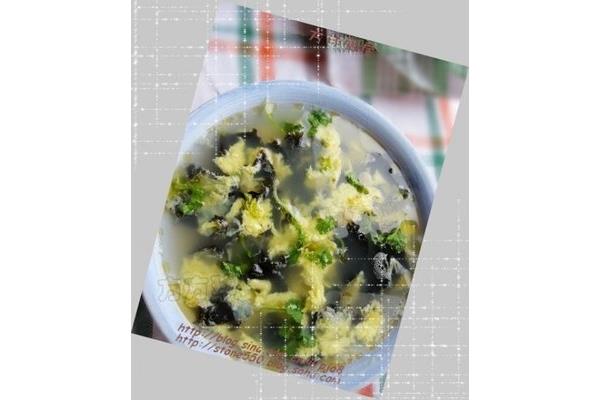 木耳鸡蛋汤的做法