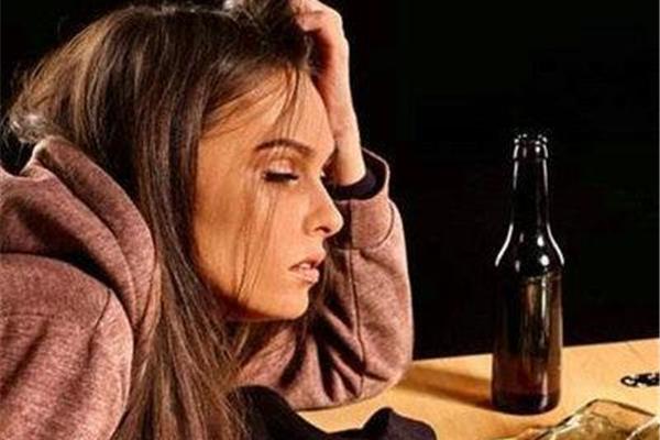 女人喝酒霸气说说