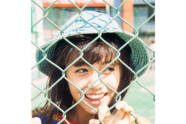 爱笑的女生